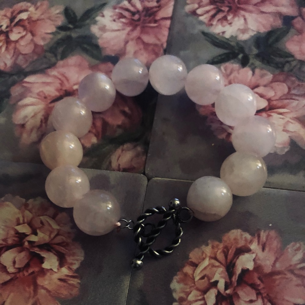 Rose Quartz bead Bracelet 7.5 in